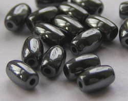  string of gunmetal hematite 5.5mm x 3.4mm oval beads - approx 80 per string (80ps) 