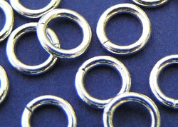  sterling silver 3mm diameter, 22 gauge (approx 0.64mm) open jump ring (saw cut) 