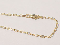  vermeil - ready made bracelet - 4.1mm x 2mm oval chain - stamped 925 on each end and on clasp - total length 19cm / 7.5 inches - ideal for charms [vermeil is gold plated sterling silver] 