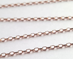  cm's - SOLD IN METRIC LENGTHS - ROSE VERMEIL loose diamond cut square edge long oval links chain - links are 1.9mm x 1.5mm, 16 links per inch takes a 0.6mm ring [vermeil is gold plated sterling silver] 