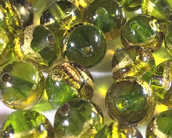  venetian murano bicolour fused peridot and amethyst glass with 24k banded gold foil 6mm round bead *** QUANTITY IN STOCK =53 *** 