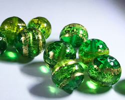  venetian murano bicolour fused peridot and emerald glass with 24k banded gold foil 8mm round bead *** QUANTITY IN STOCK =2 *** 