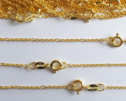  ready made vermeil necklace - 18 inch length - 9+1 very slim figaro chain - larger chain links are 1.5mmx2mm - large links easily accept a 0.8mm ring/wire [vermeil is gold plated sterling silver] 
