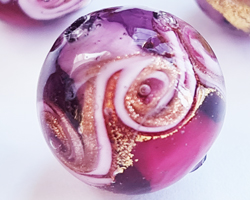  venetian murano rubino pink and amethyst glass with 24k gold foil 14mm mare round bead *** QUANTITY IN STOCK =12 *** 