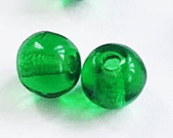  venetian emerald green glass 4mm round bead *** QUANTITY IN STOCK = 4152 ** 