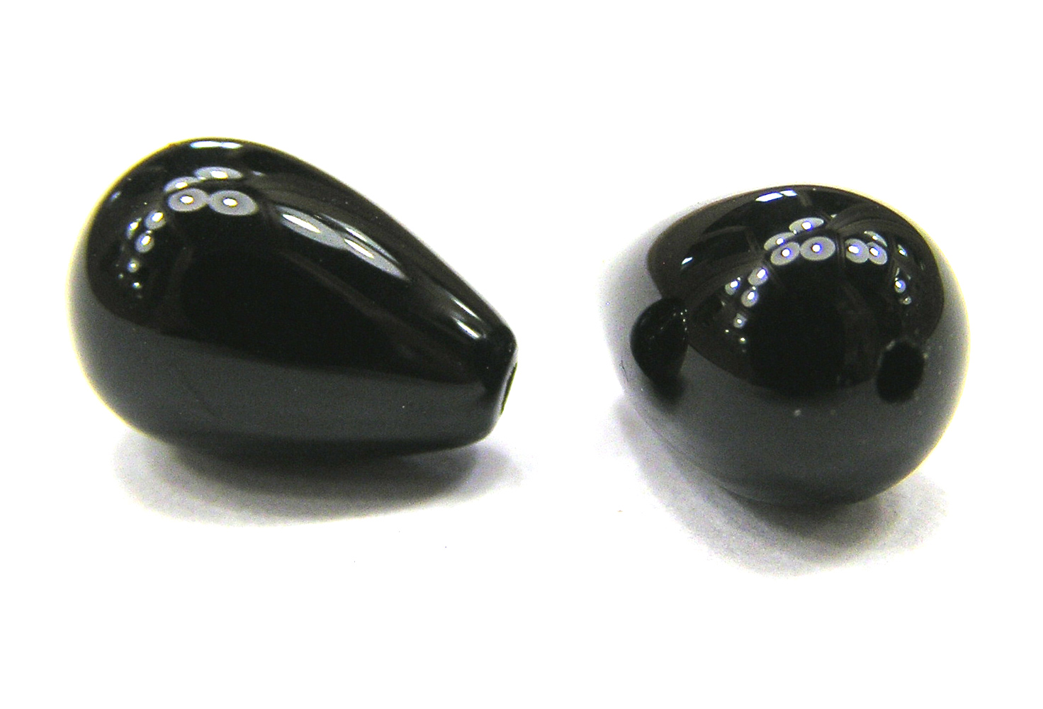  --CLEARANCE--  black onyx 11.5mm x 8mm drop bead 