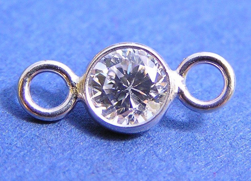  sterling silver 10.7mm clear cubic zirconia connector link, cz bezel has 4mm diameter, connecting rings have internal diameter of 1mm 