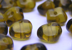  venetian glass 7mm-5mm (variable) olivine murano glass pebble  *** QUANTITY IN STOCK =160 *** 