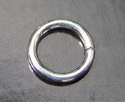  sterling silver 7mm diameter, 16 gauge (approx 1.3mm) open jump rings (saw cut) 