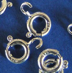  <9.8g/100> sterling silver, stamped 925, 6mm light weight round trigger clasp, attaching ring is open 