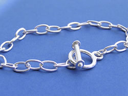 silver plated, 7.5 inch oval link (8mm x 5.5mm) bracelet 