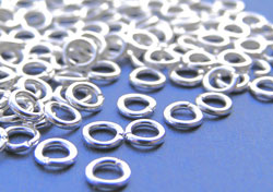  silver plated, nickel free, 4mm, 0.9mm thick, open jump ring (pp144) 
