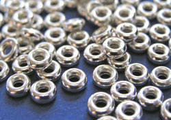  <10.8g/100> sterling silver 4.25mm x 1.6mm flat donut bead, 1.5mm hole 
