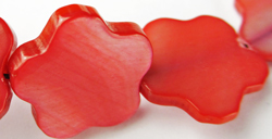 red mother of pearl 15mm flower bead 