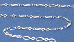  cm's - SOLD IN METRIC LENGTHS - sterling silver 4.5mm oval + 1.5mm round long & short chain, long links are 4.5mm x 2.5mm,  short links are 1.5mm, there are x3 short links dividing the long links 