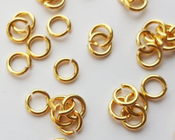  <8.1g/100> vermeil 5mm diameter, 18 gauge (approx 1mm) open jump ring, 1 micron plating for increased durability [vermeil is gold plated sterling silver] 