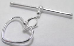 sterling silver, 16mm x 14.5mm heart with 29mm bar toggle clasp 