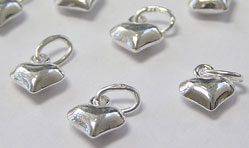  sterling silver 6mm x 5mm x 3mm puffed heart charm with attached closed ring having internal dimension of 2mm x 4mm 