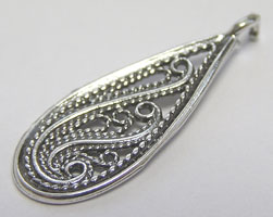  sterling silver 25mm x 10mm worked drop, extremely intricate, inc 1mm internal diameter open ring 
