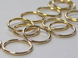  gold fill 10mm diameter, 17 gauge (approx 1.14mm) closed jump ring 