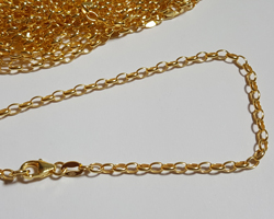  vermeil, stamped 925, 19cm ready made oval chain bracelet, links are 3.65mm long x 2.75mm high [vermeil is gold plated sterling silver] 