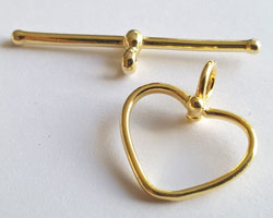  vermeil, 16mm x 14.5mm heart with 29mm bar toggle clasp [vermeil is gold plated sterling silver] 