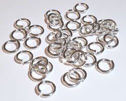  --CLEARANCE--  sterling silver 6mm diameter, 20 gauge (approx 0.8mm) open jump ring 