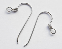  pair(s) of sterling silver, stamped 925, coil earwires, sturdy, wire diameter is 0.8mm, total length is 27mm, the extra long shank makes these very luxurious 