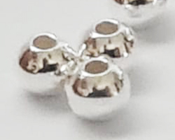  <3.7g/100>*SILVER PLATED* 2.5mm round bead, 0.9mm hole 