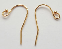  pair(s) of vermeil stamped 925, french earwires, wire has a diameter of 0.75mm, total length is 21mm, the 925 is tiny, but it is there 