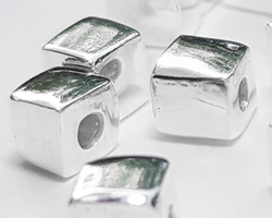 sterling silver 3mm rounded edges cube bead, 1mm beadling hole